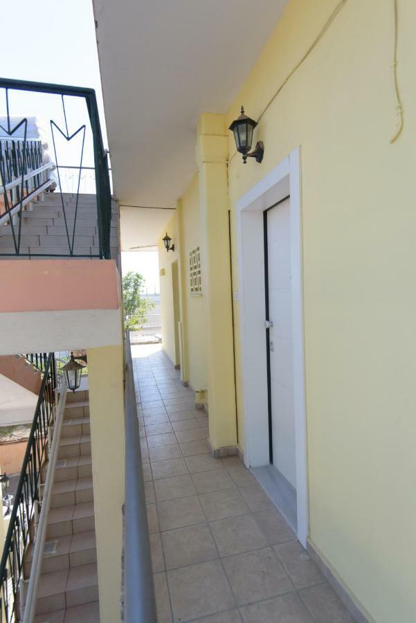 Andriana' S Apartment Agia Paraskevi أثينا المظهر الخارجي الصورة